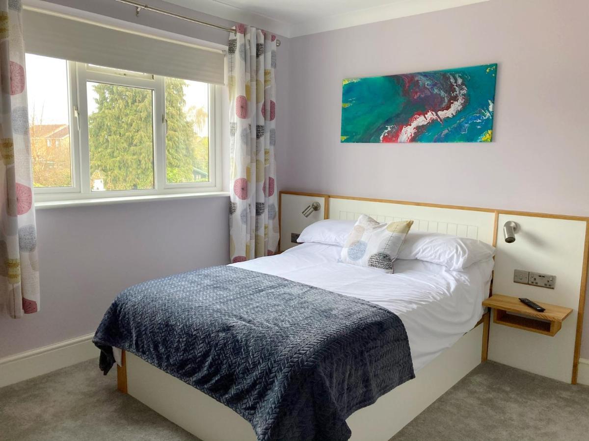 Orchard House Bed & Breakfast Swindon Bagian luar foto